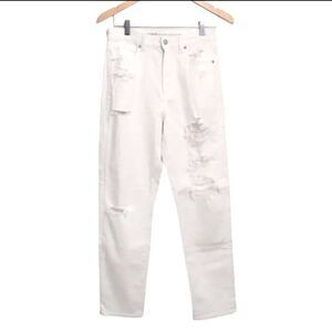 American Eagle White Ripped Mom Jeans Size 8 or W29 Short
